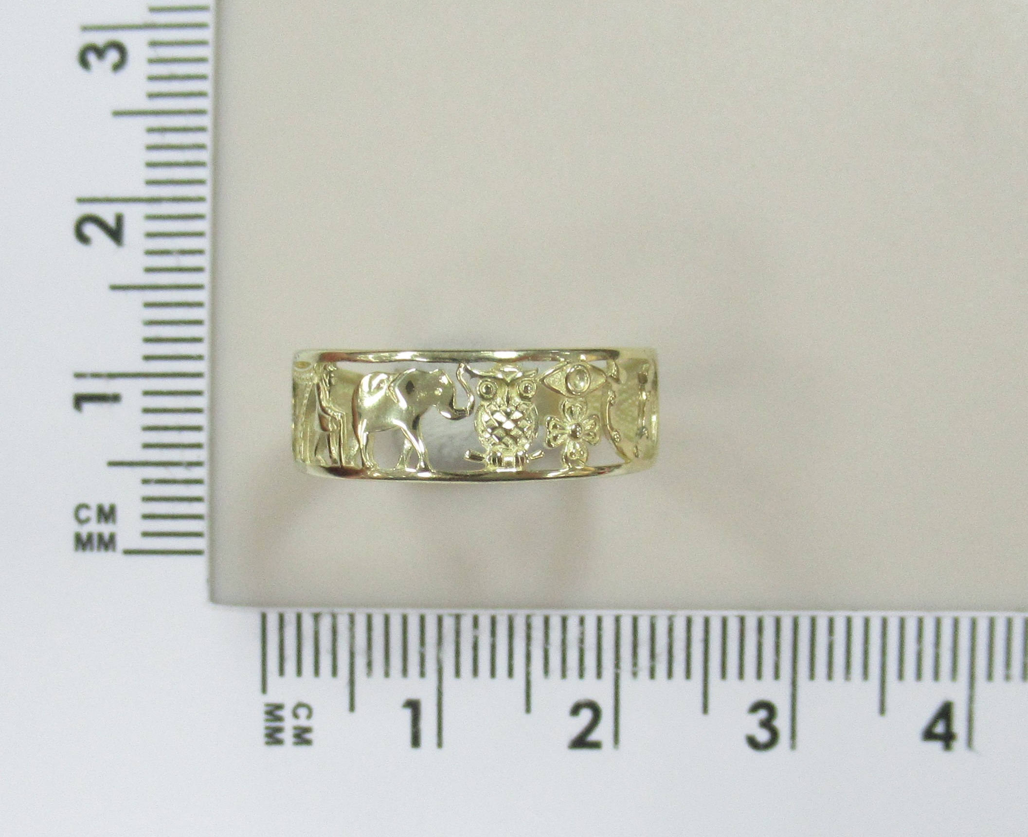 Кольцо из желтого золота "Символы счастья и удачи"